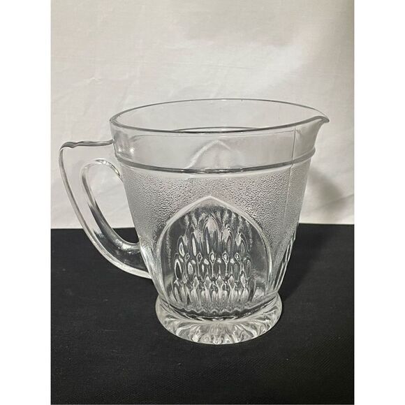 Small glass pitcher   - Picture 1 of 7